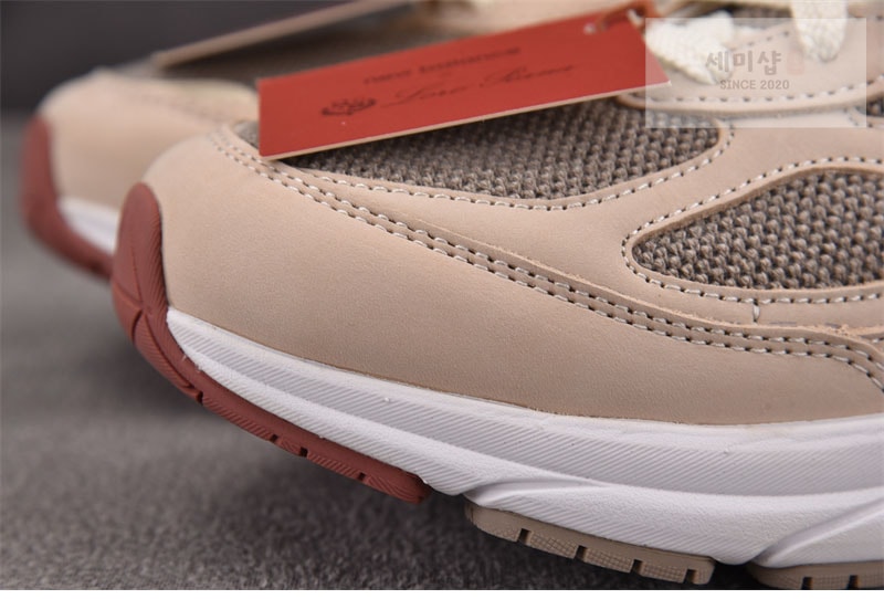 New Balance 뉴발란스 x 로로피아나 990v6 스니커즈 신발 2번 이미지