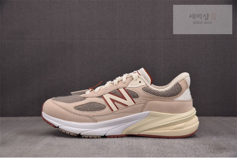 New Balance 뉴발란스 x 로로피아나 990v6 스니커즈 신발 7번 이미지