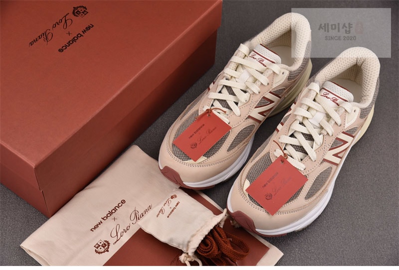 New Balance 뉴발란스 x 로로피아나 990v6 스니커즈 신발 9번 이미지