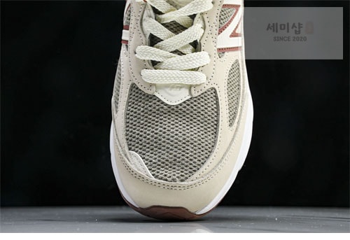 New Balance 뉴발란스 x 로로피아나 990v6 스니커즈 레플리카 6번 이미지 - 신발 | 세미샵 레플리카 사이트