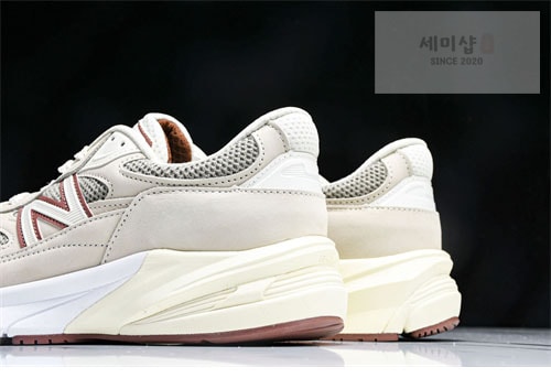 New Balance 뉴발란스 x 로로피아나 990v6 스니커즈 레플리카 8번 이미지 - 신발 | 세미샵 레플리카 사이트