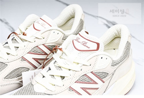 New Balance 뉴발란스 x 로로피아나 990v6 스니커즈 레플리카 18번 이미지 - 신발 | 세미샵 레플리카 사이트