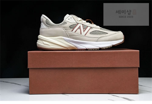 New Balance 뉴발란스 x 로로피아나 990v6 스니커즈 레플리카 23번 이미지 - 신발 | 세미샵 레플리카 사이트