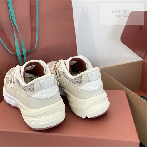 New Balance 뉴발란스 x 로로피아나 990v6 스니커즈 레플리카 9번 이미지 - 신발 | 세미샵 레플리카 사이트