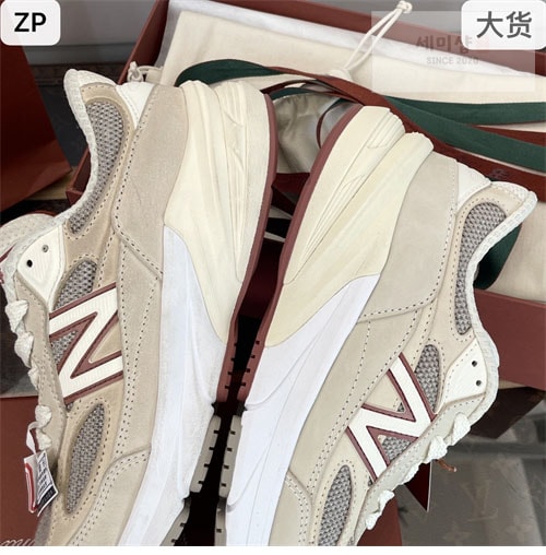 New Balance 뉴발란스 x 로로피아나 990v6 스니커즈 레플리카 33번 이미지 - 신발 | 세미샵 레플리카 사이트
