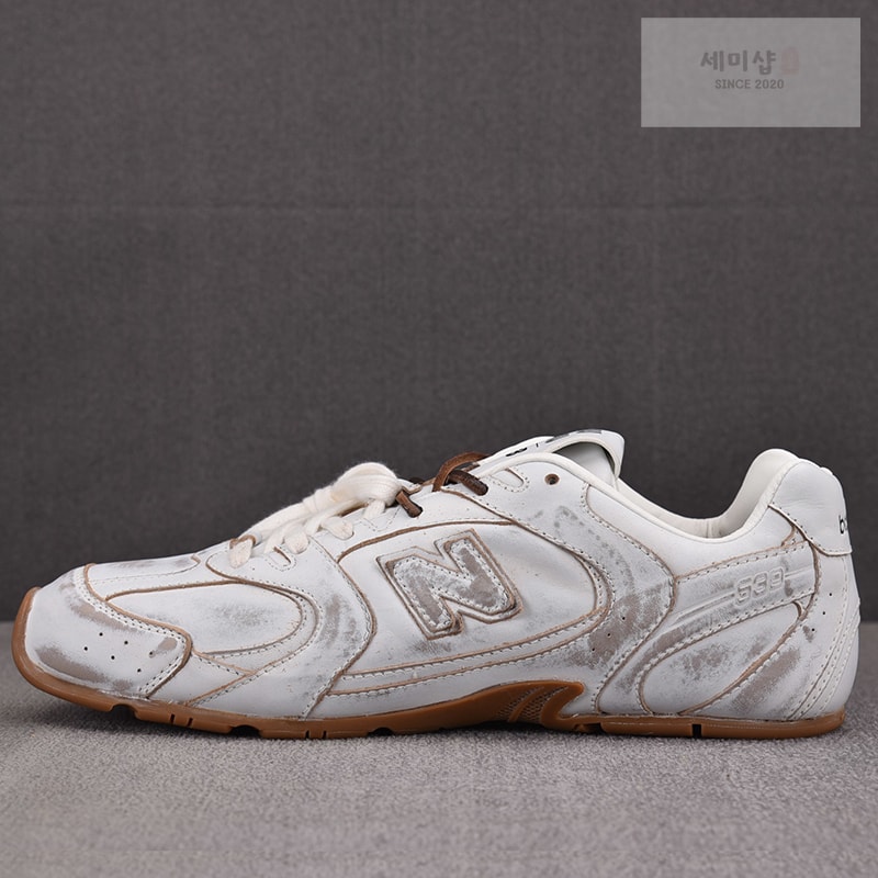 New Balance 뉴발란스 x 미우미우 530 SL 빈티지 화이트 레플리카 1번 이미지 - 신발 | 세미샵 레플리카 사이트