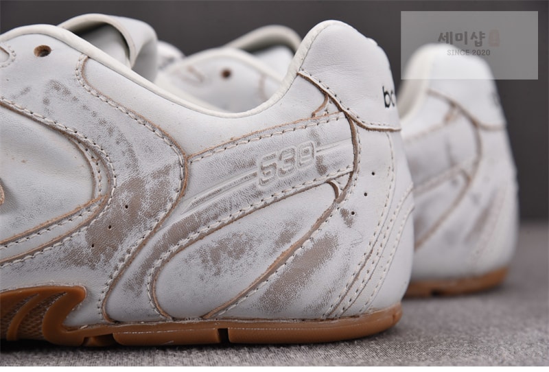 New Balance 뉴발란스 x 미우미우 530 SL 빈티지 화이트 레플리카 12번 이미지 - 신발 | 세미샵 레플리카 사이트