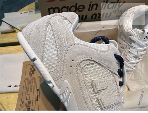 New Balance 뉴발란스 x 미우미우 530 SL 스니커즈 신발 14번 이미지