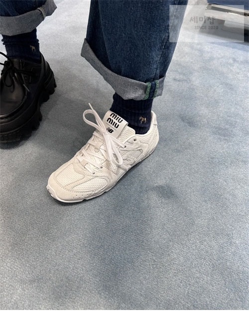New Balance 뉴발란스 x 미우미우 530 SL 스니커즈 신발 22번 이미지
