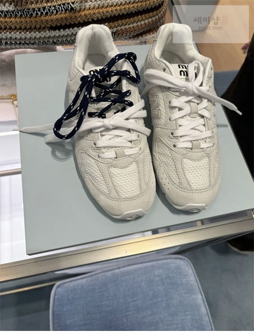 New Balance 뉴발란스 x 미우미우 530 SL 스니커즈 신발 23번 이미지