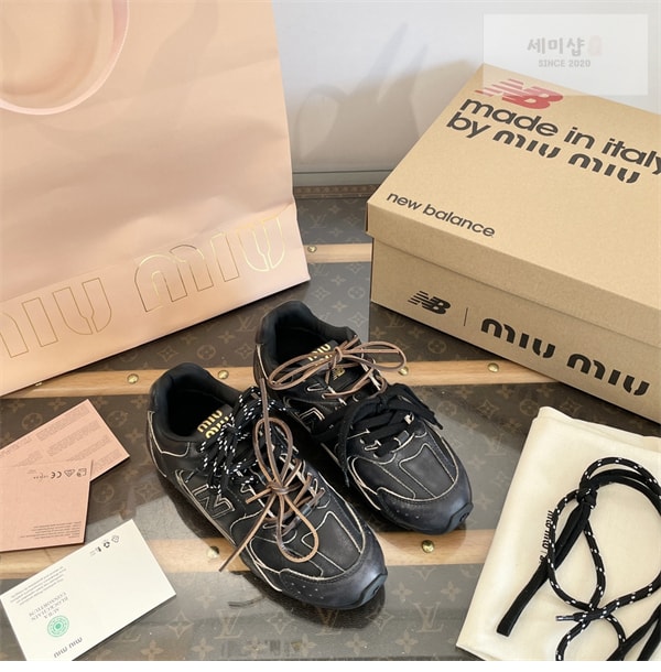 New Balance 뉴발란스 x 미우미우 530 SL 스니커즈 신발 2번 이미지