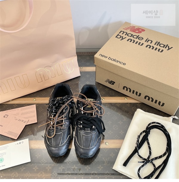New Balance 뉴발란스 x 미우미우 530 SL 스니커즈 신발 3번 이미지