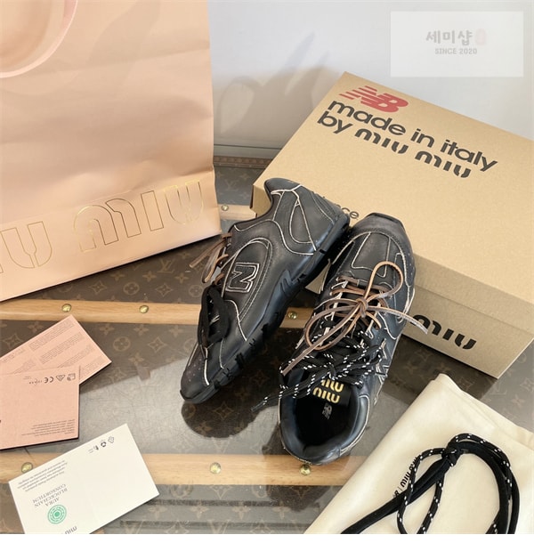 New Balance 뉴발란스 x 미우미우 530 SL 스니커즈 신발 8번 이미지