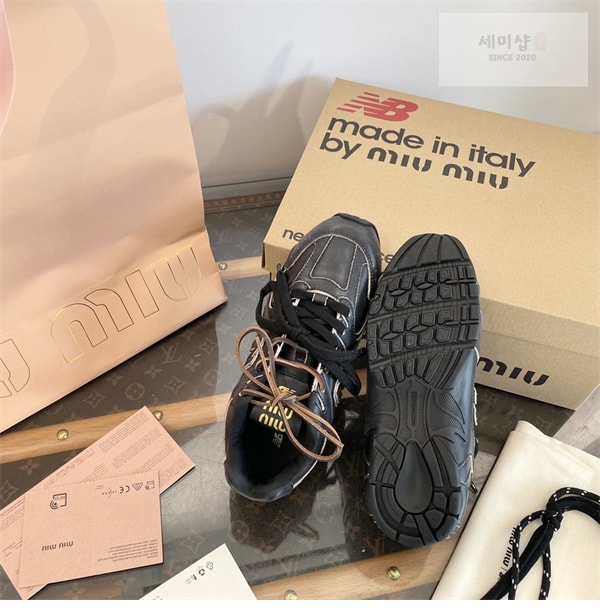 New Balance 뉴발란스 x 미우미우 530 SL 스니커즈 신발 10번 이미지