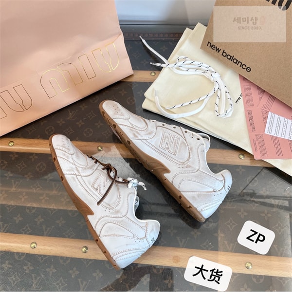 New Balance 뉴발란스 x 미우미우 530 SL 스니커즈 신발 21번 이미지