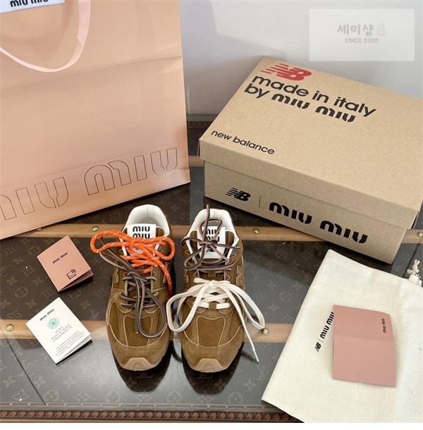 New Balance 뉴발란스 x 미우미우 530 SL 스니커즈 신발 8번 이미지
