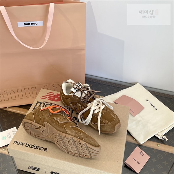 New Balance 뉴발란스 x 미우미우 530 SL 스니커즈 신발 12번 이미지