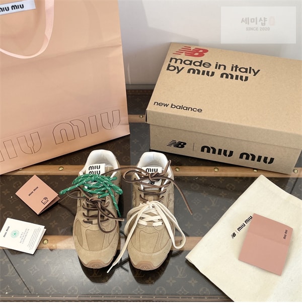 New Balance 뉴발란스 x 미우미우 530 SL 스니커즈 신발 2번 이미지