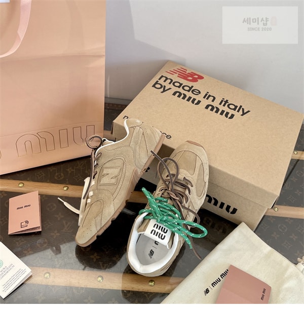 New Balance 뉴발란스 x 미우미우 530 SL 스니커즈 신발 6번 이미지