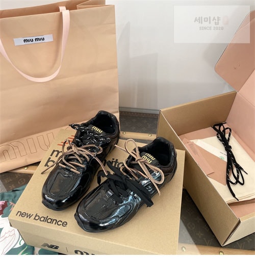 New Balance 뉴발란스 x 미우미우 530 SL 스니커즈 신발 7번 이미지