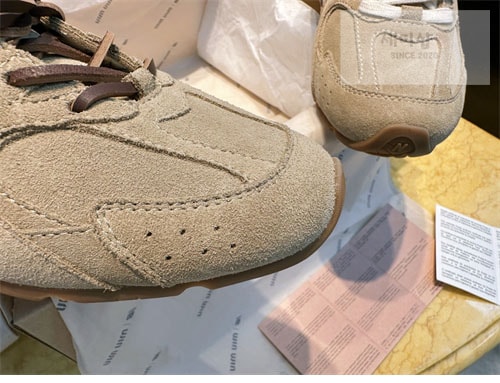 New Balance 뉴발란스 x 미우미우 530 SL 에쿠르 스니커즈 신발 12번 이미지