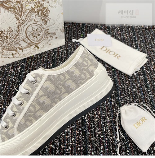 D I O R 디올 오블리크 자수 스니커즈 신발 31번 이미지