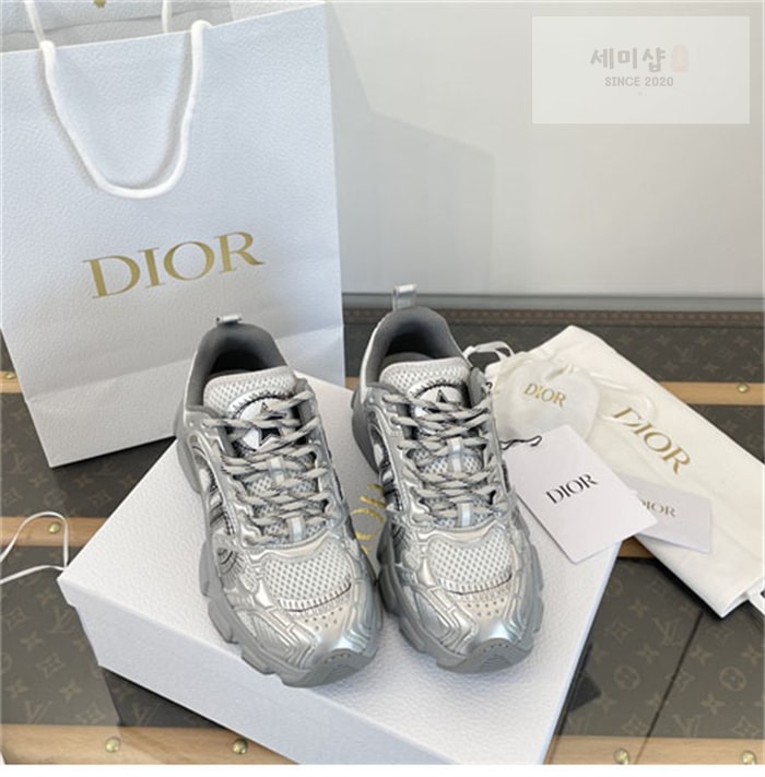 D I O R 디올 24 크로노 여성 스니커즈 신발 19번 이미지