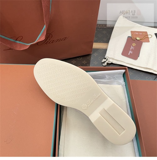 Loro Piana 로로피아나 썸머 참 워크 로퍼 신발 29번 이미지