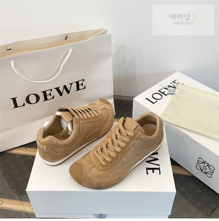 Loewe 로에베 발레러너 2.0 소프트 카프스킨 시나몬 신발 10번 이미지