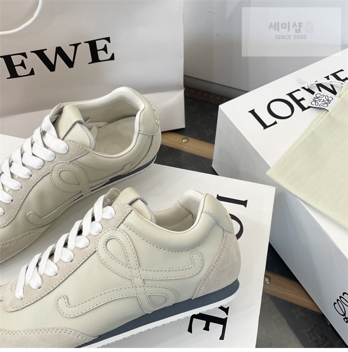 Loewe 로에베 발레러너 2.0 소프트 카프스킨 시나몬 신발 27번 이미지