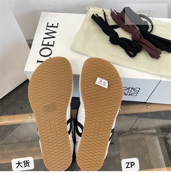 Loewe 로에베 발레 러너 2.0 나일론 카프스킨 신발 34번 이미지
