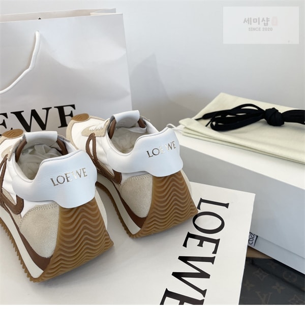 Loewe 로에베 플로우 러너 스니커즈 스웨이드 나일론 화이트 베이지 신발 3번 이미지