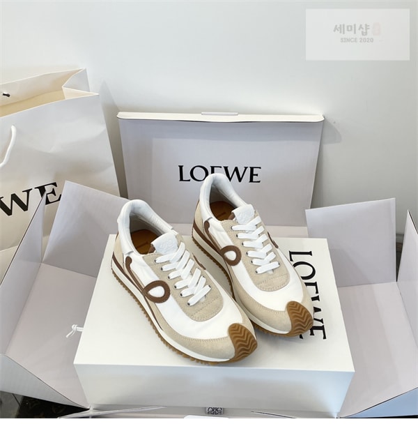 Loewe 로에베 플로우 러너 스니커즈 스웨이드 나일론 화이트 베이지 신발 6번 이미지