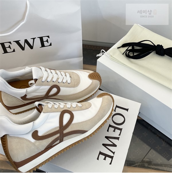 Loewe 로에베 플로우 러너 스니커즈 스웨이드 나일론 화이트 베이지 신발 11번 이미지
