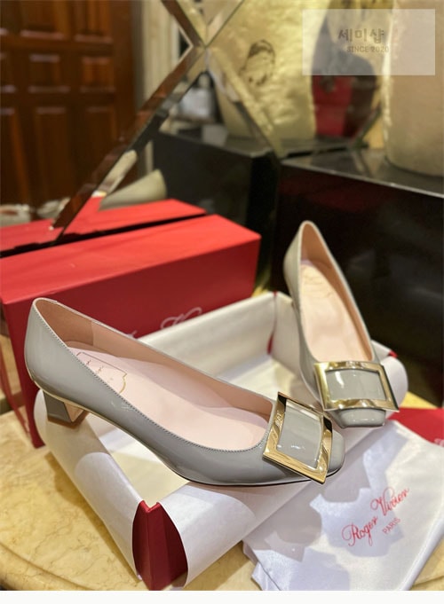 Roger Vivier 로저 비비에 트럼펫 메탈 버클 펌프스4.5cm 신발 6번 이미지
