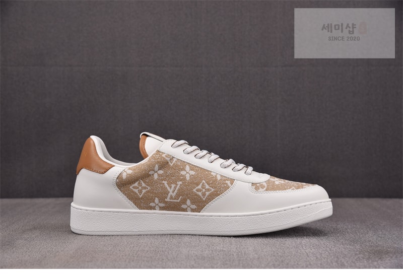Louis Vuitton 루이비통 리볼리 스니커즈 신발 3번 이미지