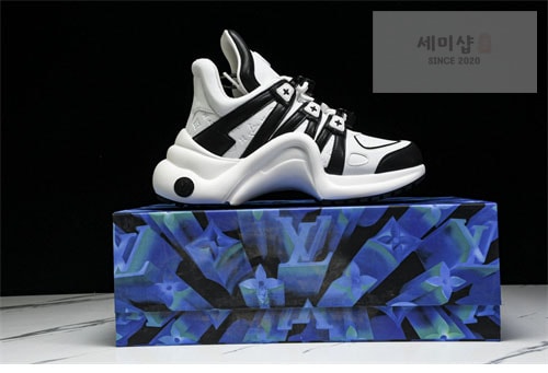 Louis Vuitton 루이비통 아치라이트 여성용 스니커즈 신발 25번 이미지