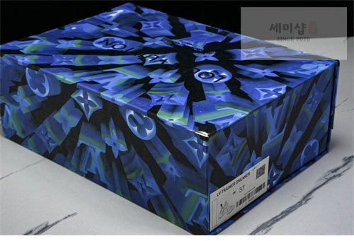 Louis Vuitton 루이비통 아치라이트 여성용 스니커즈 신발 28번 이미지