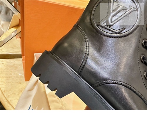 Louis Vuitton 루이비통 LV 테리토리 레이스업 부츠 신발 14번 이미지
