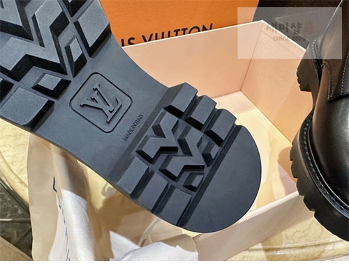 Louis Vuitton 루이비통 LV 테리토리 레이스업 부츠 신발 18번 이미지