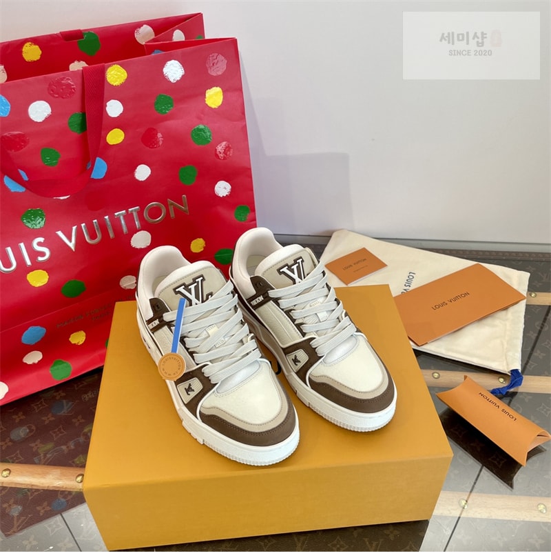 Louis Vuitton 루이비통 LV 트레이너 스니커즈 브라운 신발 3번 이미지