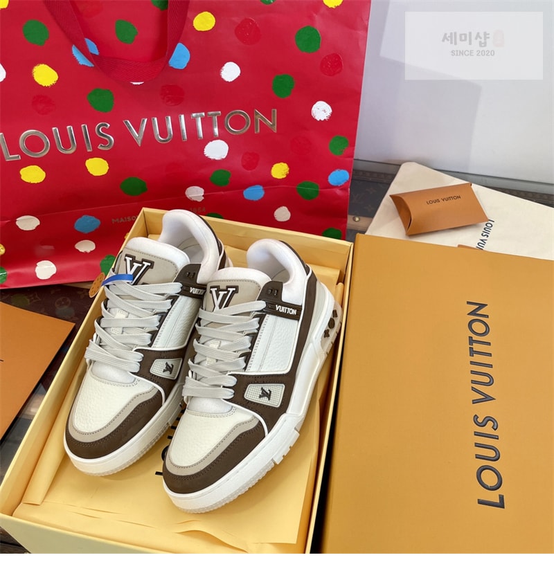 Louis Vuitton 루이비통 LV 트레이너 스니커즈 브라운 신발 7번 이미지