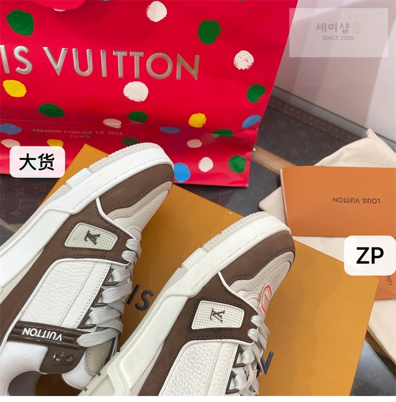 Louis Vuitton 루이비통 LV 트레이너 스니커즈 브라운 신발 14번 이미지