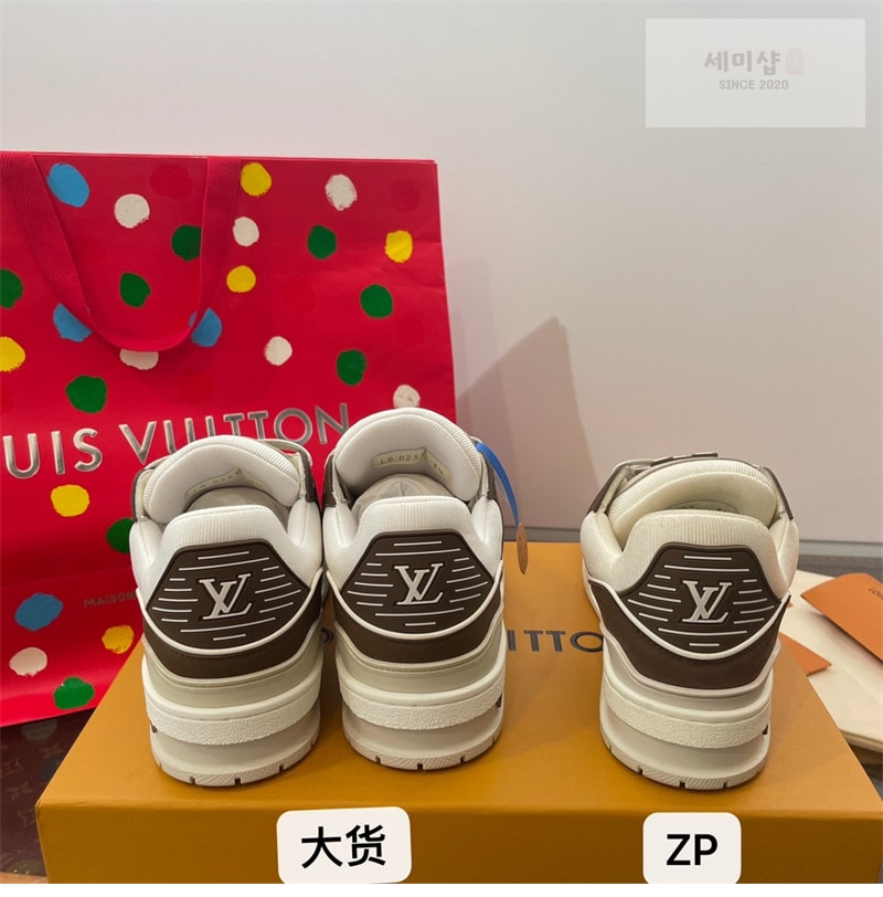 Louis Vuitton 루이비통 LV 트레이너 스니커즈 브라운 신발 17번 이미지