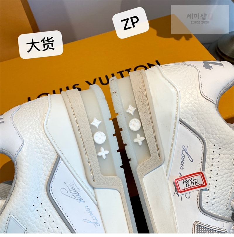 Louis Vuitton 루이비통 LV 트레이너 스니커즈 화이트 레플리카 15번 이미지 - 신발 | 세미샵 레플리카 사이트