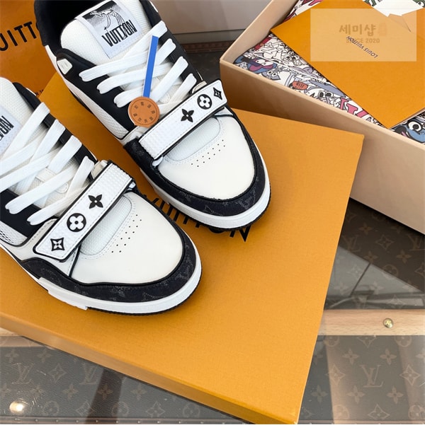 Louis Vuitton 루이비통 LV 트레이너 스니커즈 레플리카 13번 이미지 - 신발 | 세미샵 레플리카 사이트