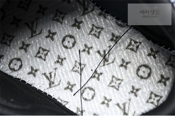 Louis Vuitton 루이비통 LV 트레이너 스니커즈 신발 24번 이미지