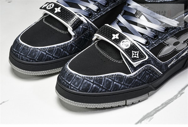 Louis Vuitton 루이비통 LV 트레이너 스니커즈 신발 36번 이미지