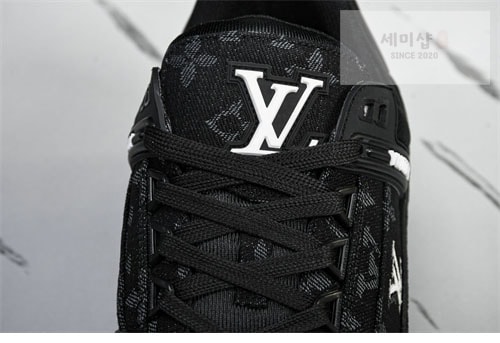Louis Vuitton 루이비통 LV 트레이너 스니커즈 레플리카 18번 이미지 - 신발 | 세미샵 레플리카 사이트