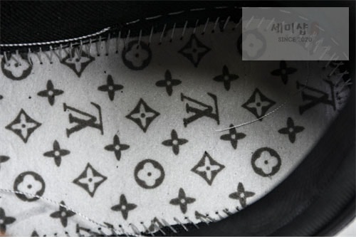 Louis Vuitton 루이비통 LV 트레이너 스니커즈 레플리카 31번 이미지 - 신발 | 세미샵 레플리카 사이트